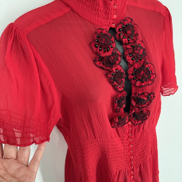 Bebe NEW Silk Flower Detail Puff Sleeve Peplum Blouse L Red Beads Smocked Sheer - Picture 2 of 9